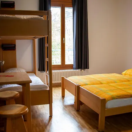 Auberge de jeunesse Geneva Hostel *