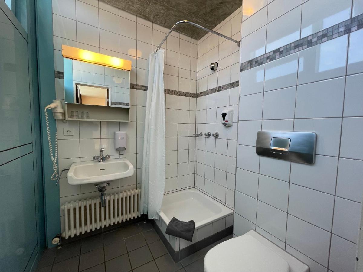 Auberge de jeunesse Geneva Hostel *