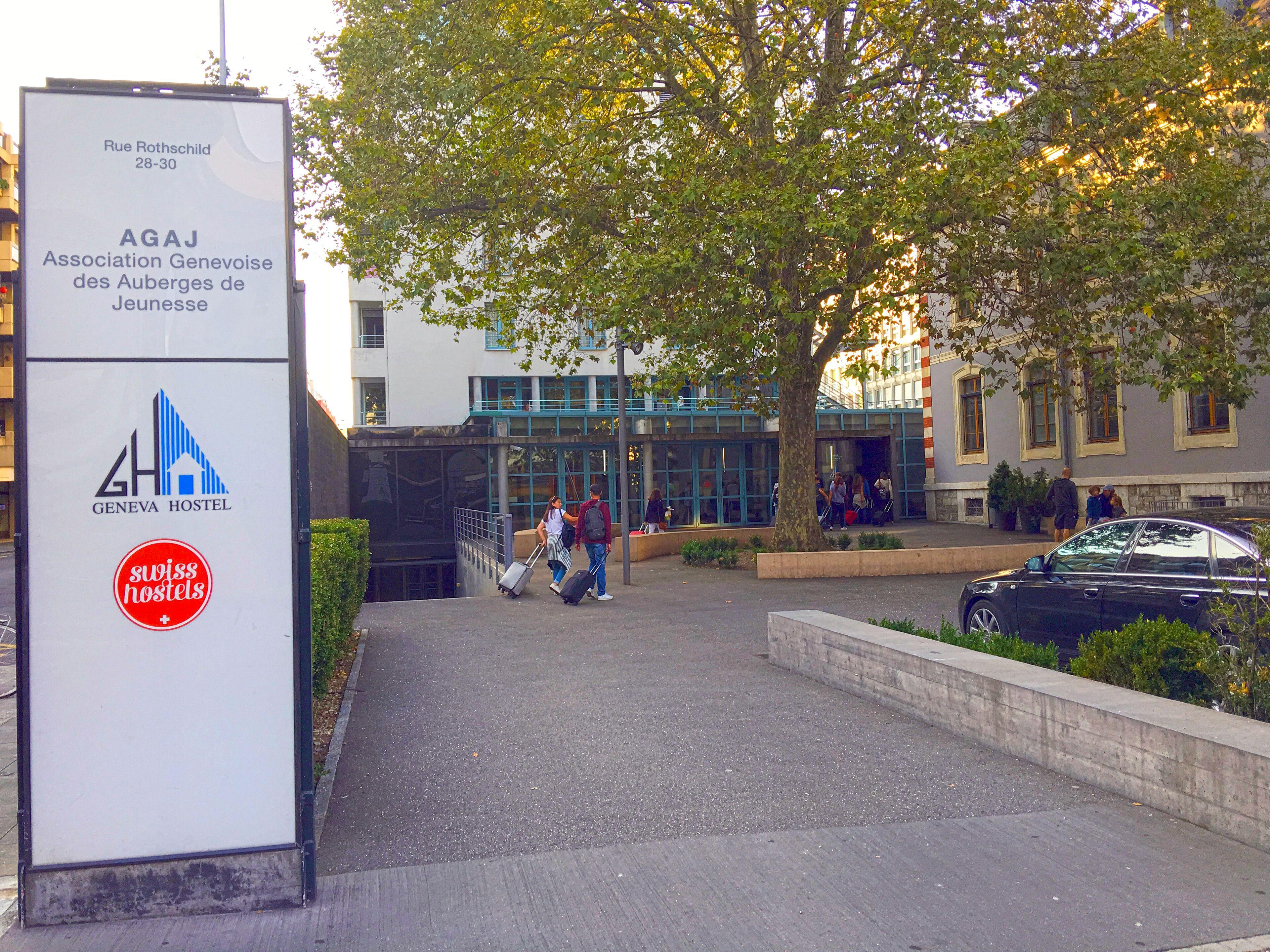 Geneva Hostel *