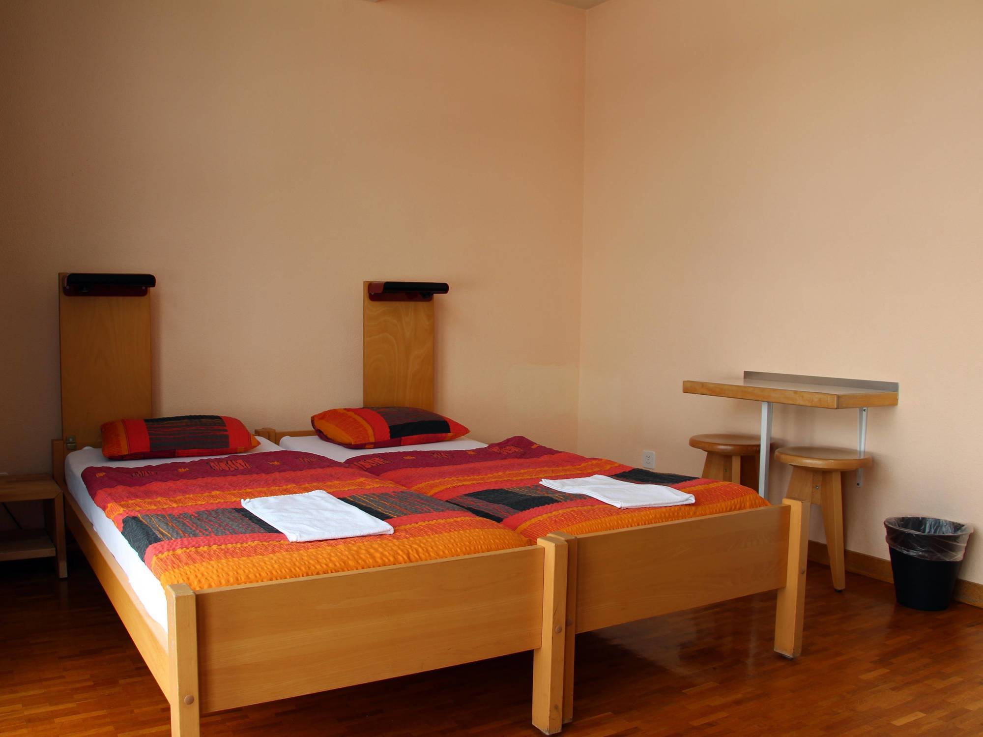 Hostel Genève Hostel *